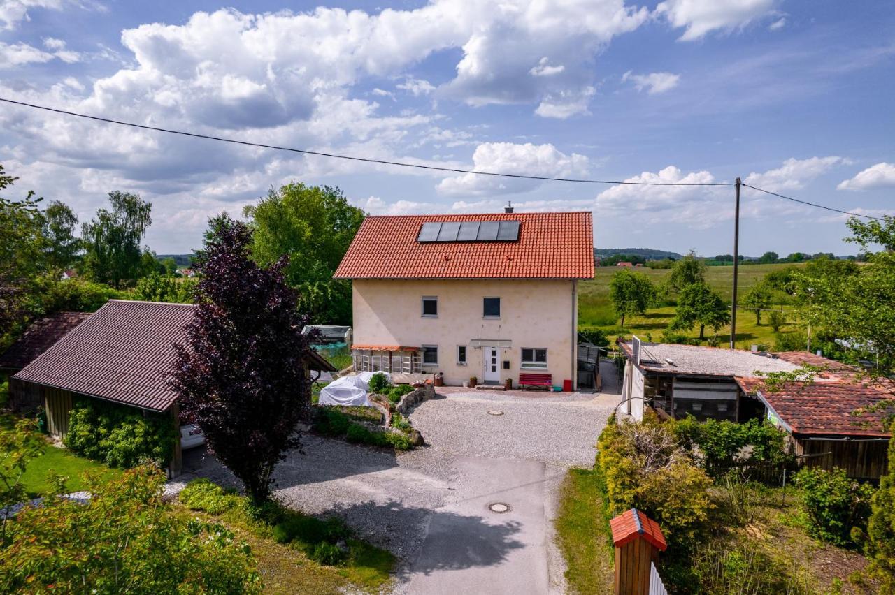Ruhe Auf Dem Land 2 - Anni Apartment Aulendorf Exterior photo
